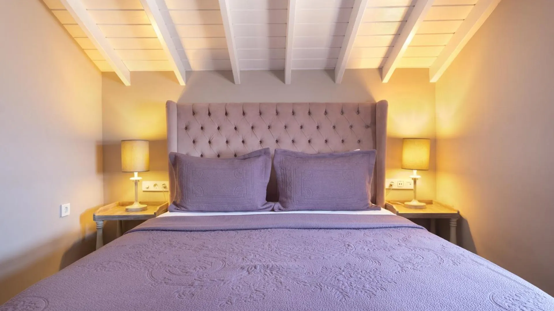 Bramasole Alacati Butik Hotel