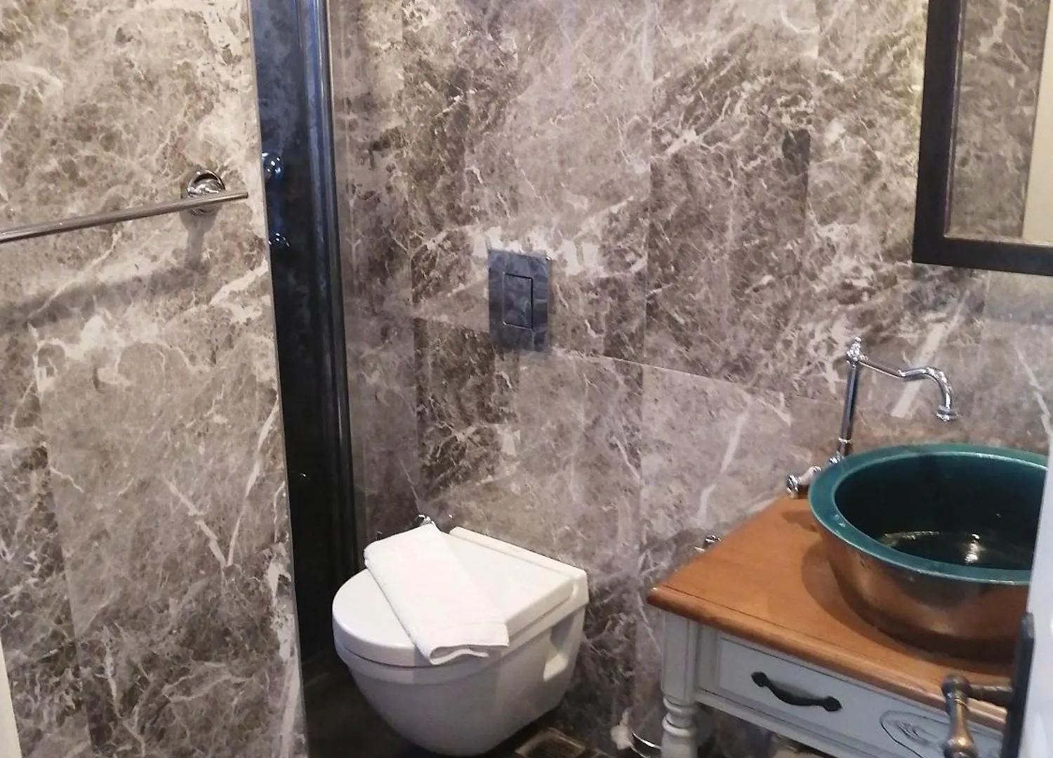 Bramasole Alacati Butik Hotel